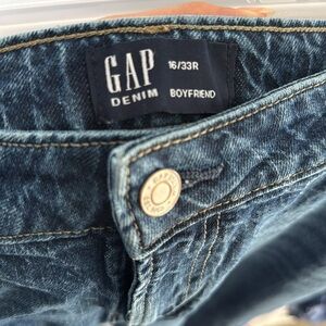 GAP Boyfriend Jeans